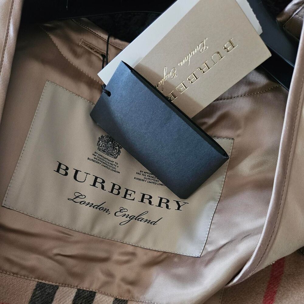 Burberry Women's multi Gilet - Picture 5 of 5
